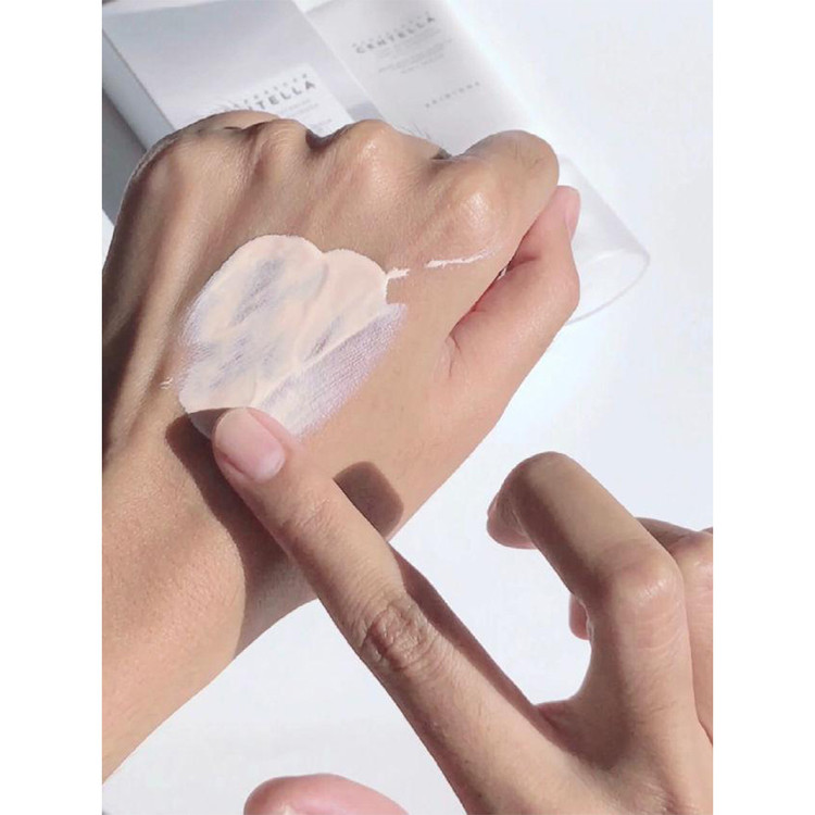 ضد آفتاب ماداگاسکار سنتلا مدل TONE BRIGHTENING (رنگی)